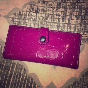 Coach Wallet (pink)